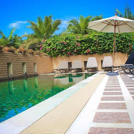 Royal Lee Resort And Spa Nai Yang Екстер'єр фото