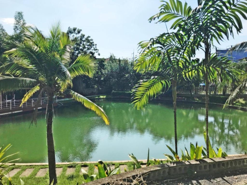 Royal Lee Resort And Spa Nai Yang Екстер'єр фото