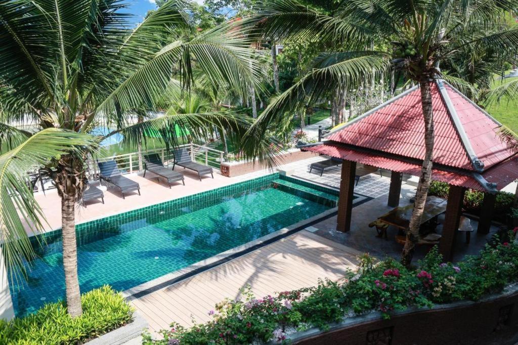Royal Lee Resort And Spa Nai Yang Екстер'єр фото