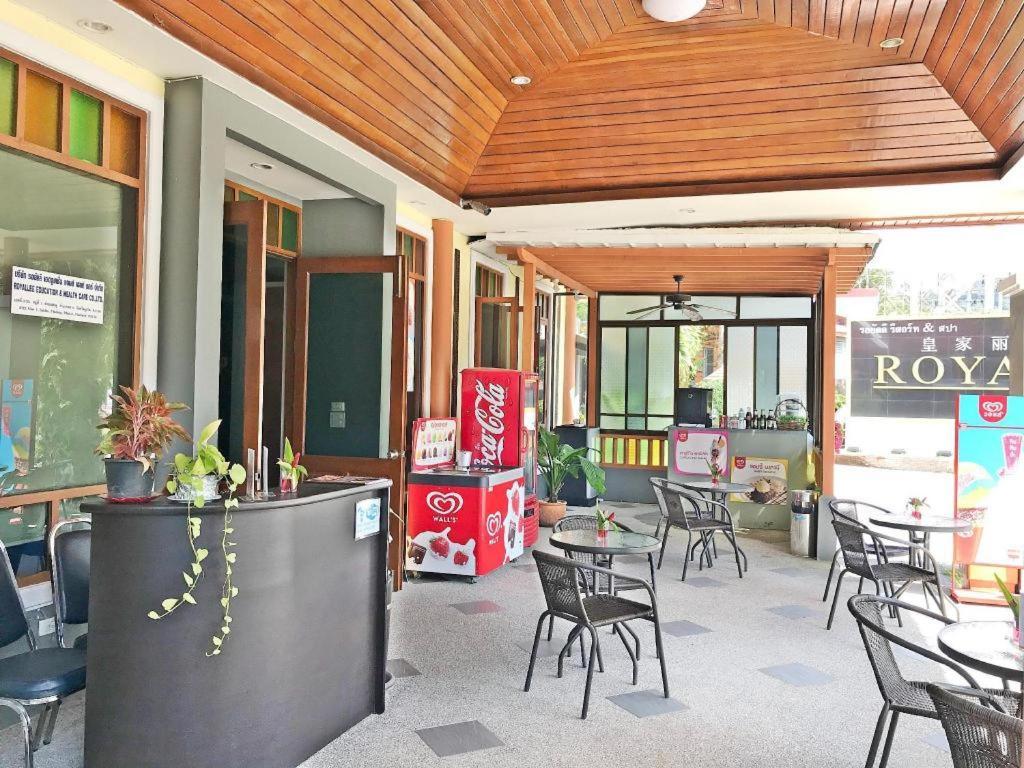Royal Lee Resort And Spa Nai Yang Екстер'єр фото