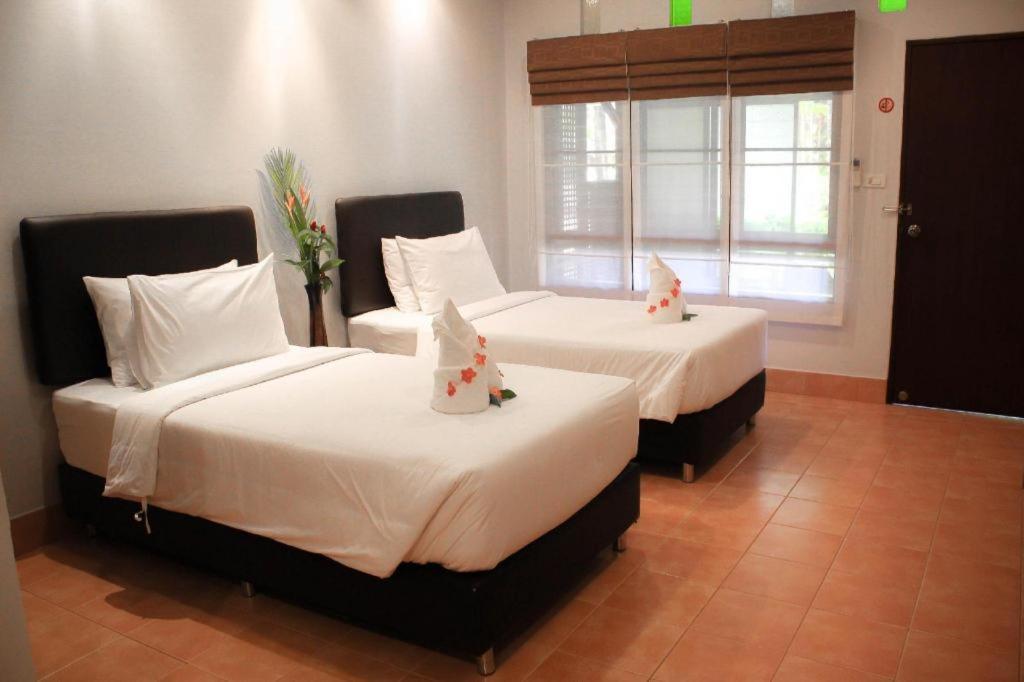 Royal Lee Resort And Spa Nai Yang Екстер'єр фото