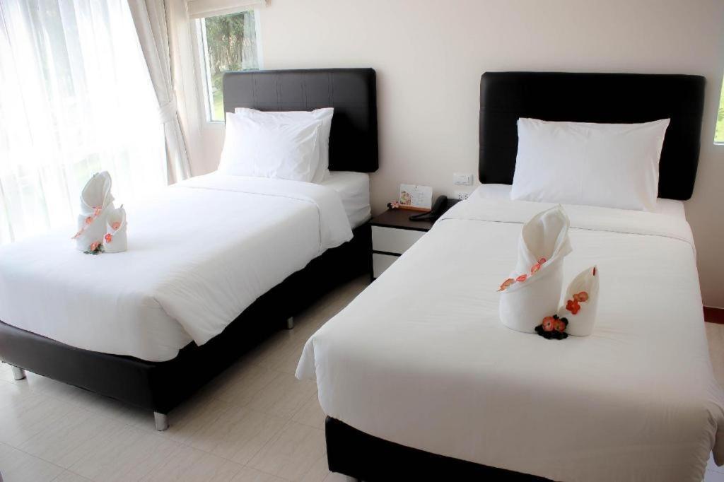 Royal Lee Resort And Spa Nai Yang Екстер'єр фото